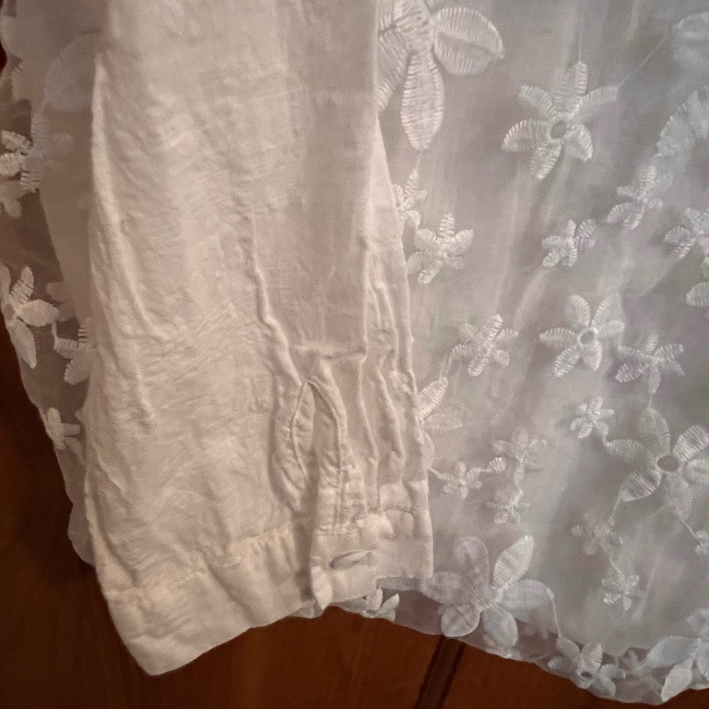 Really cute white small V-neck with sheer layover (attach)! - Picture 2 of 3